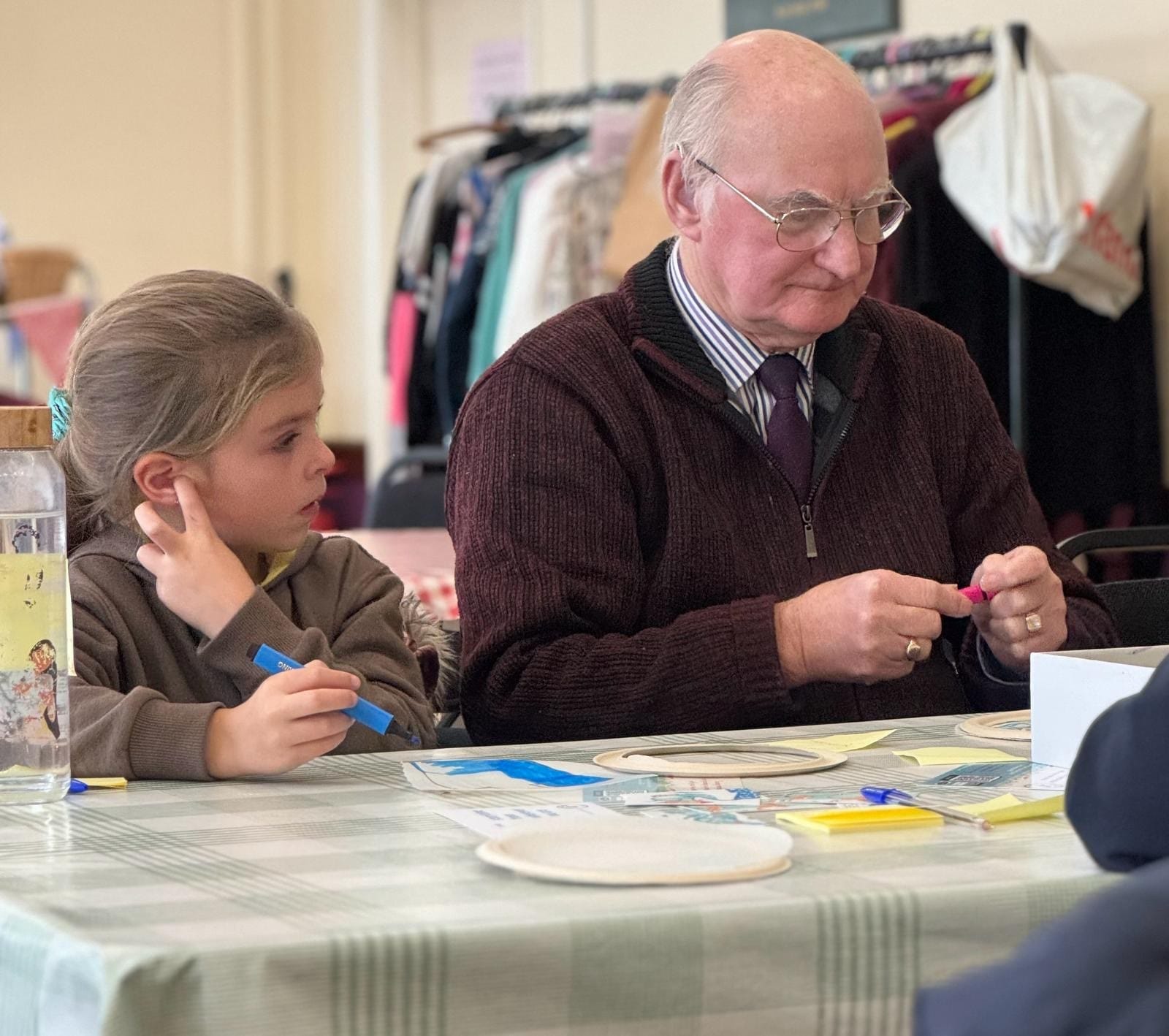 Intergenerational Workshops- Appreciating Windowsills.