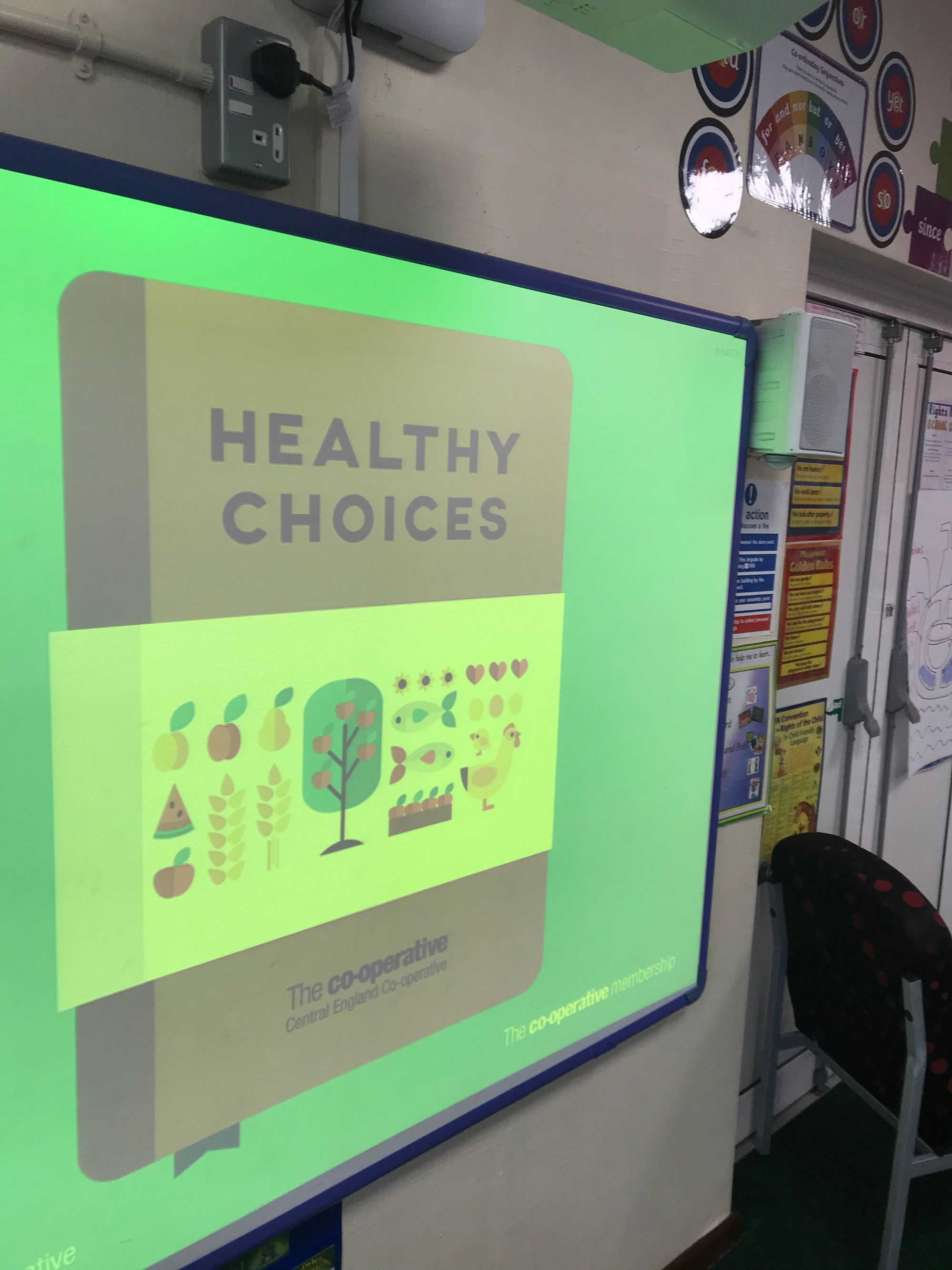 Central England Co-operative teaches youngsters about their Healthy Choices in Birmingham