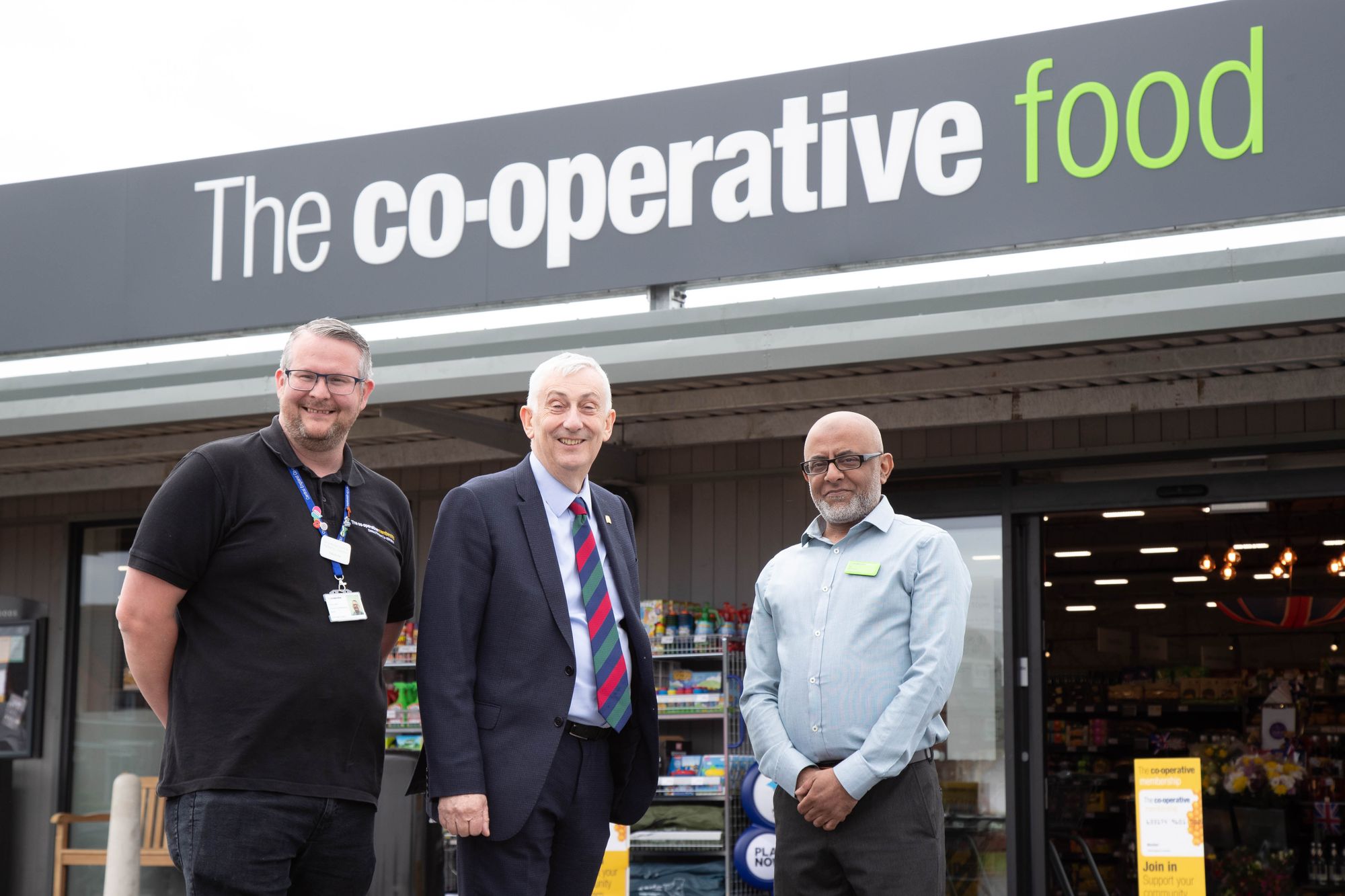 Commons Speaker and Lancashire MP makes visit to new food store to mark its launch