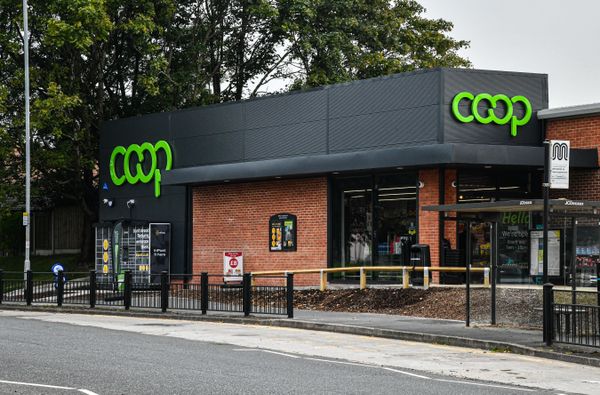 Central Co-op arrives in Manchester with new Shaw Store