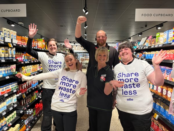 Central Co-op partners with Olio to tackle food waste